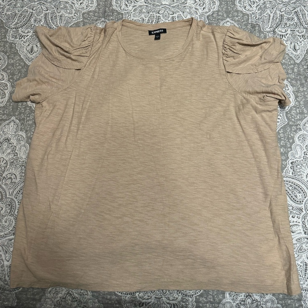 Express butterfly shoulder T